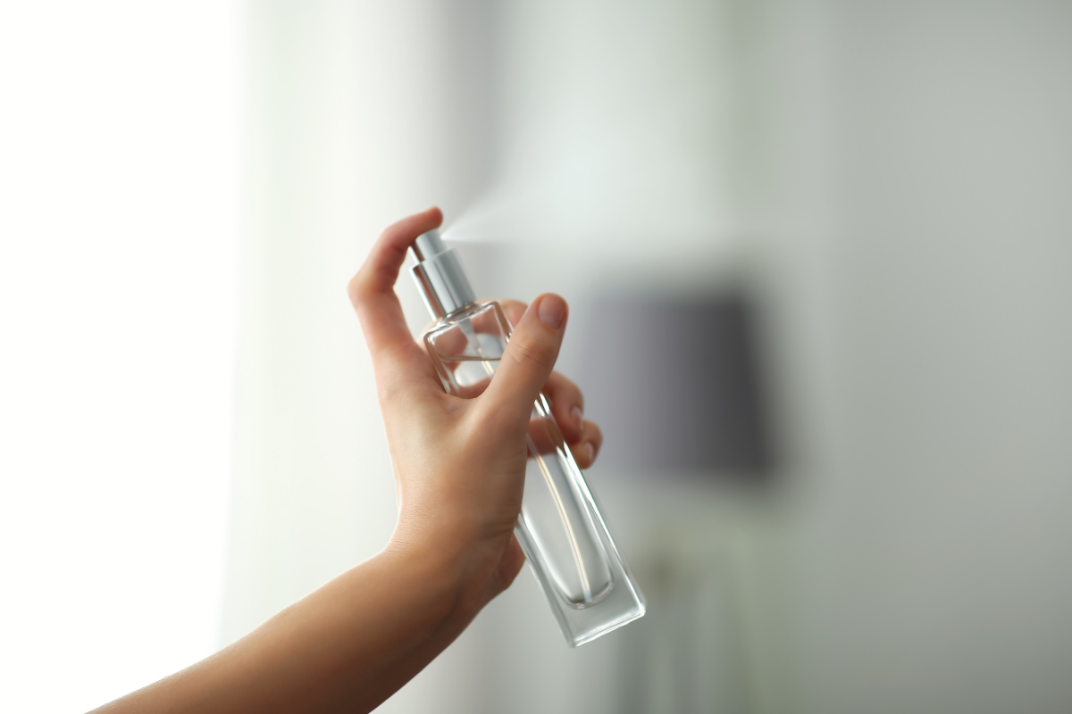 Perfumes & Colognes